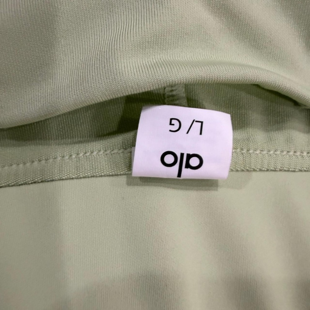 Alo Yoga White and Light Green Gingham Athletic Skirt with Built-in Shorts L - Picture 4 of 5